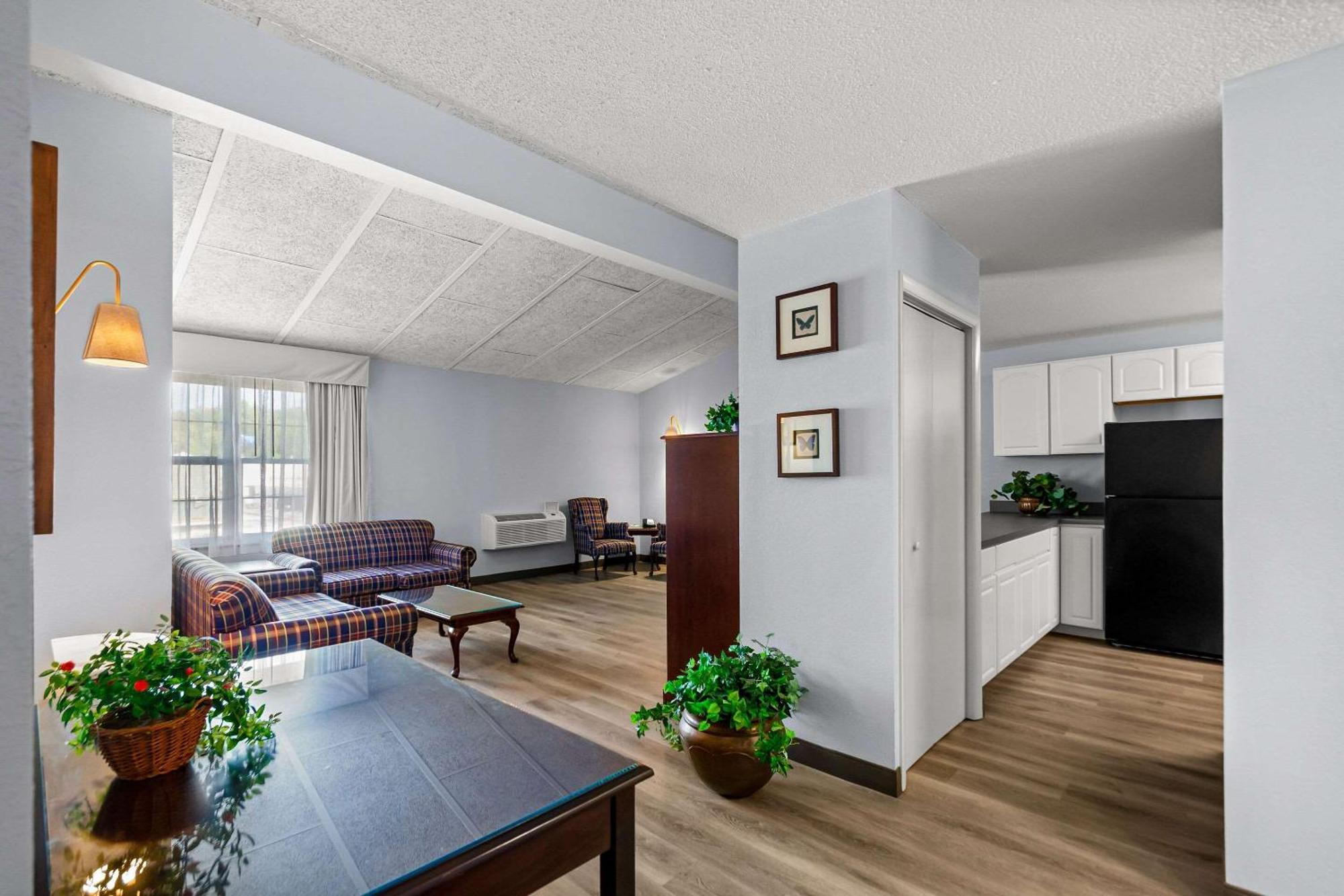 Clarion Inn Falls Church-Arlington Esterno foto