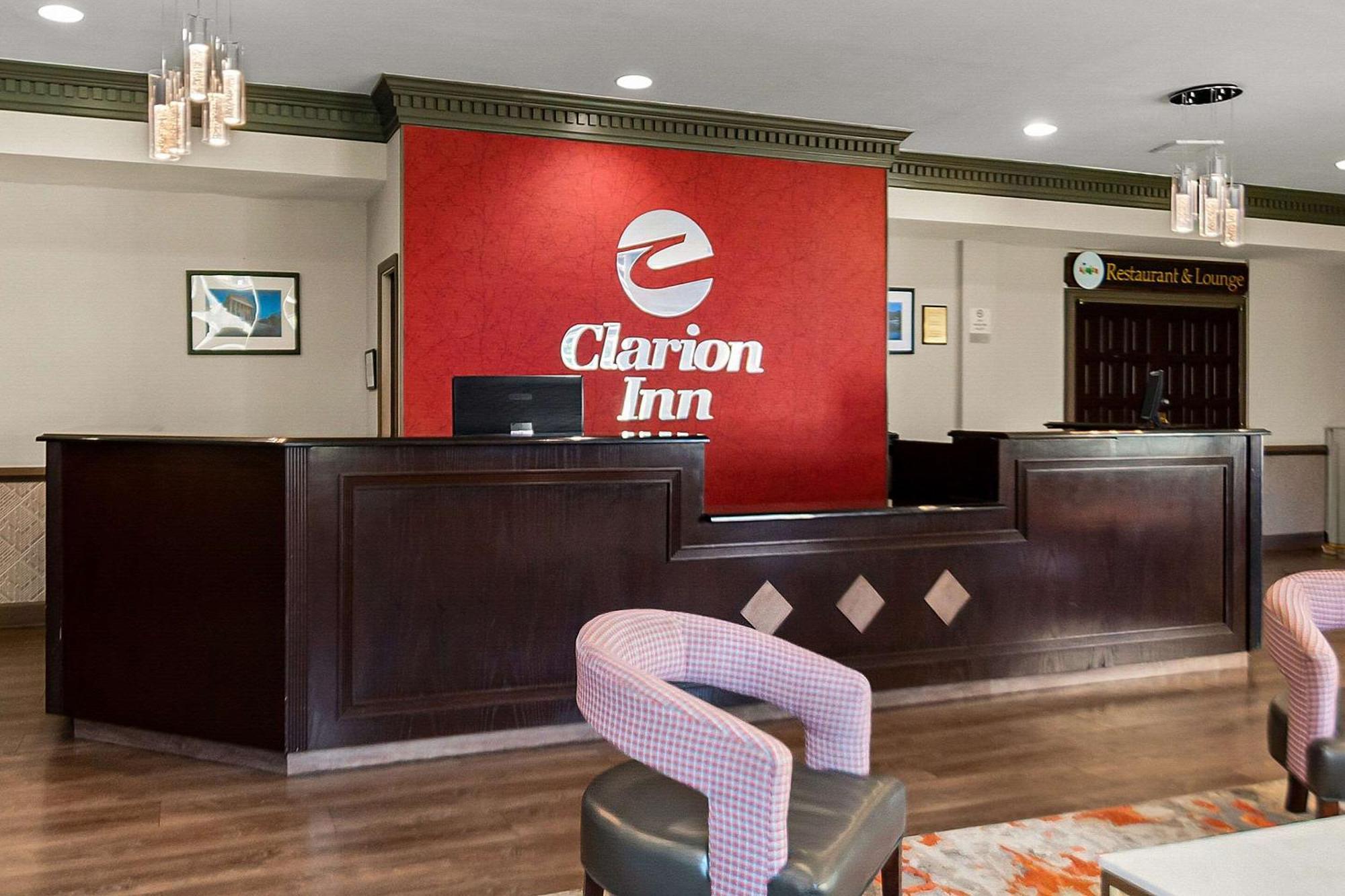 Clarion Inn Falls Church-Arlington Esterno foto