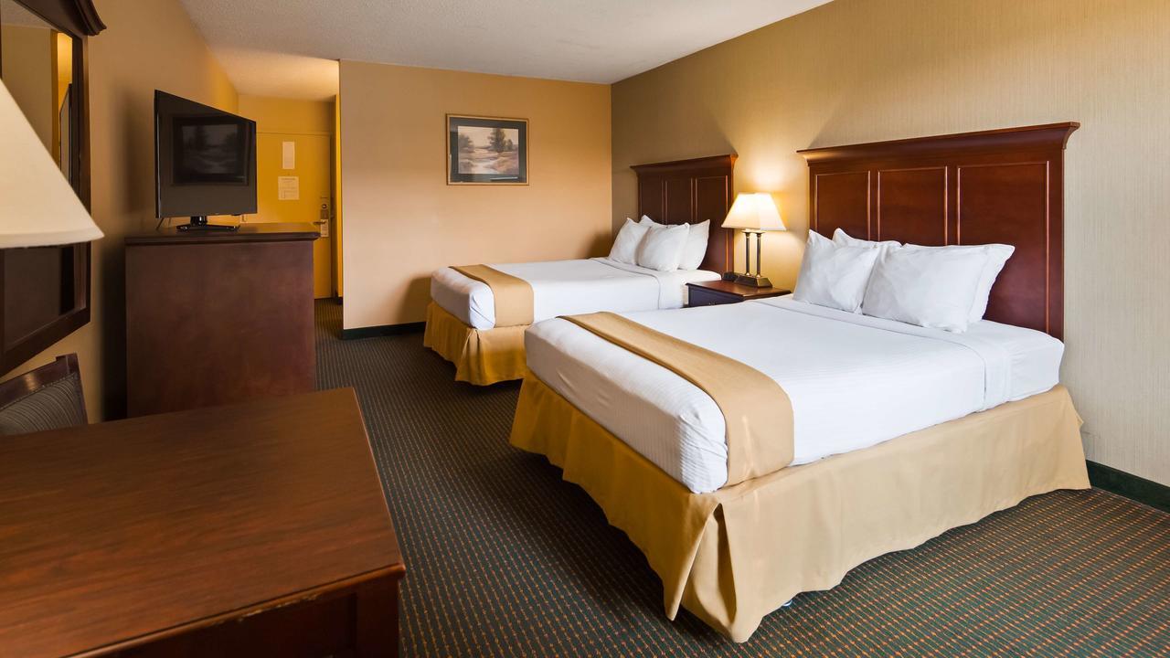 Clarion Inn Falls Church-Arlington Esterno foto